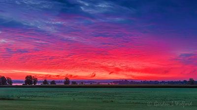Sunrise Beyond Distant Rideau Canal 90D121837