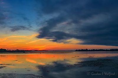 Advancing Cloud Bank At Sunrise 90D125681-5