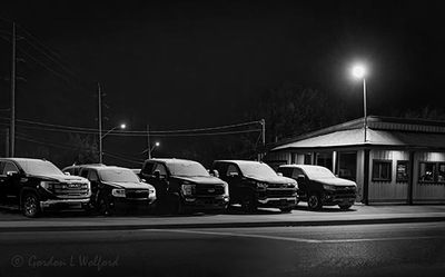 Frosted Trucks 90D132434