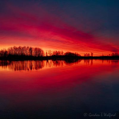 Irish Creek Sunrise 90D132954