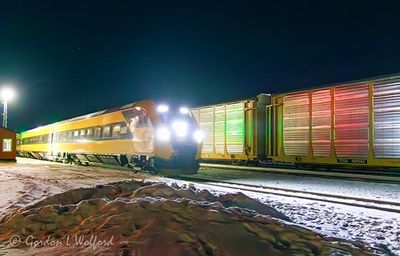 VIA Rail 41 Passing Autorack Box Cars 90D136797