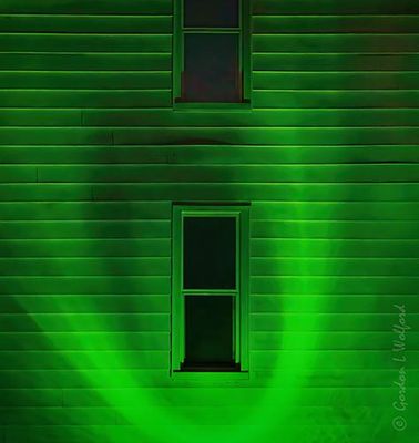 Green Light At Night 90D150451