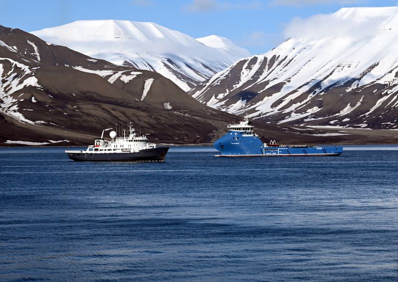 Polar Explorers