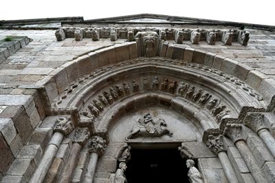 Igrexa de Santiago - main door