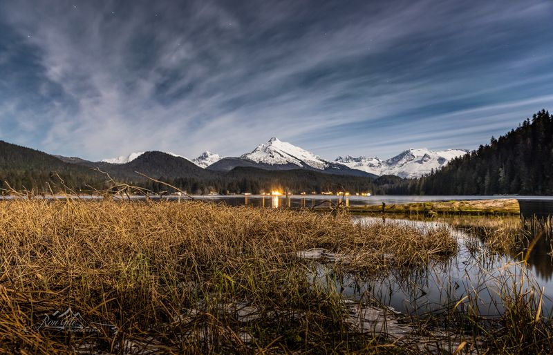 Monday Moonlight -1711.jpg