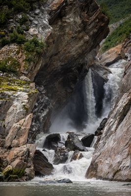 Tacy Arm hidden waterfall-4510.jpg