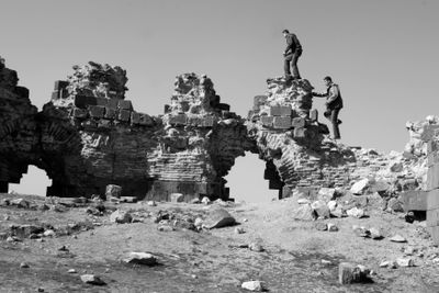 Diyarbakir City Walls in Winter II.JPG
