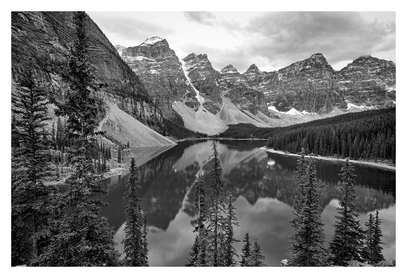 Moraine Lake BW