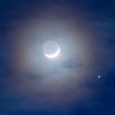 Earthshine Moon and Jupiter