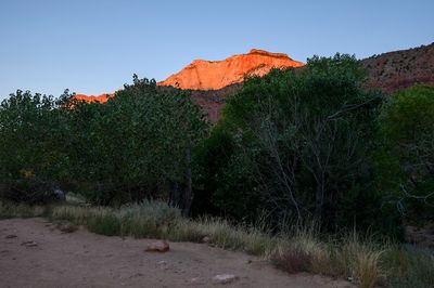 Sunrise along the Watchman Trail