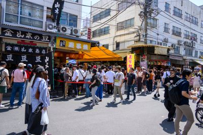 To the Tsukiji Nippon Fish Port Market