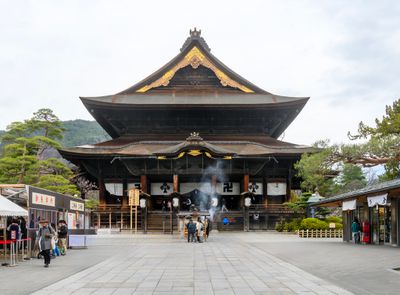 Zenko-ji Temple
