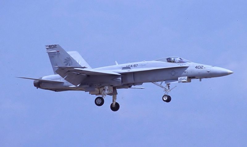 USN FA18C 164647 AJ-402 VFA-87c.jpg