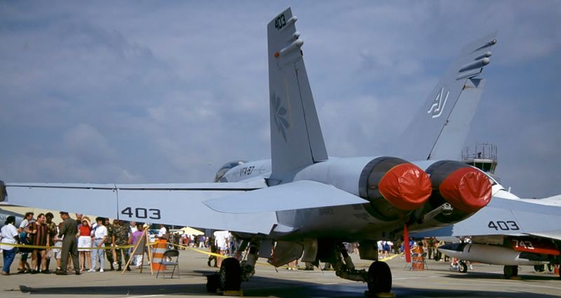 USN FA18C 164663 AJ-403 VFA-87.jpg
