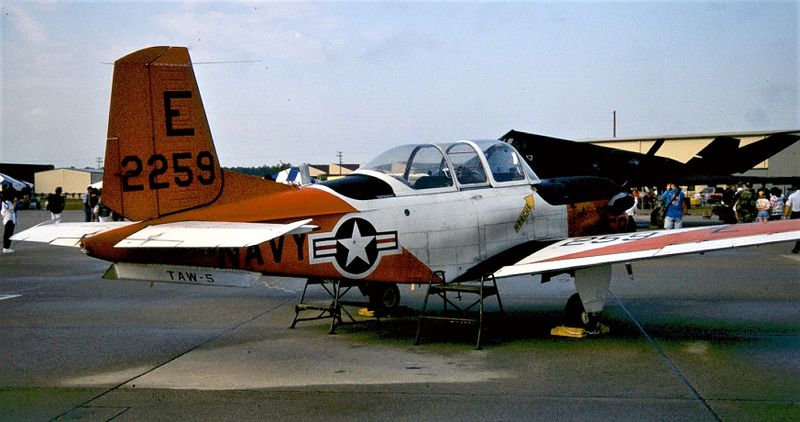 USN T34C 162259 E TAW-5.jpg
