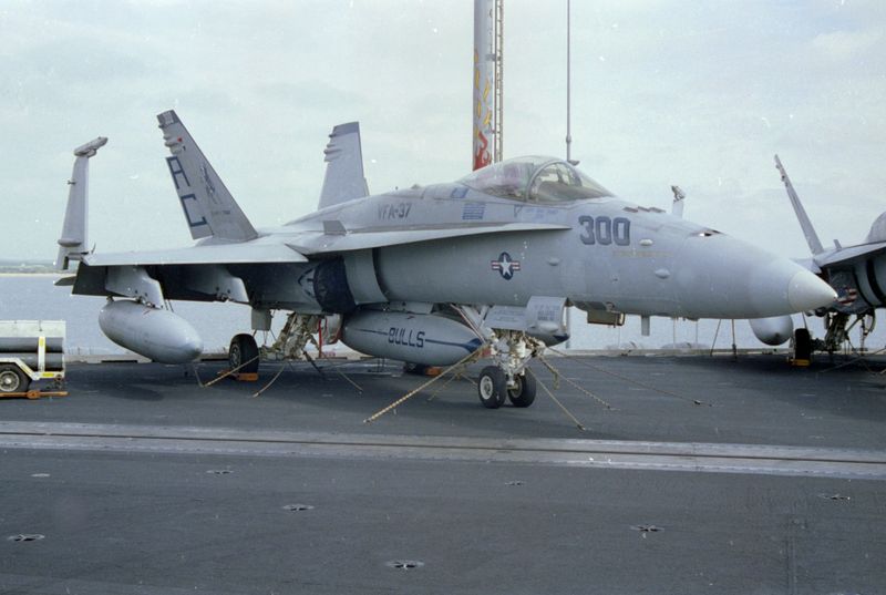 FA18C VFA-37 165181 AC-300.jpg