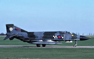 Phantom FG1 XV586 43 Sqn J 04-1980.jpg