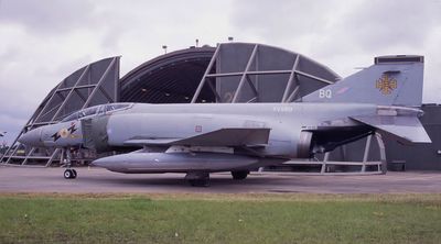 RAF Phantom FG1 XV569 BQ 111 Sqna.jpg