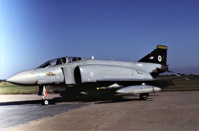 RAF Phantom FGR2 XT895 Q 74 Sqna.jpg