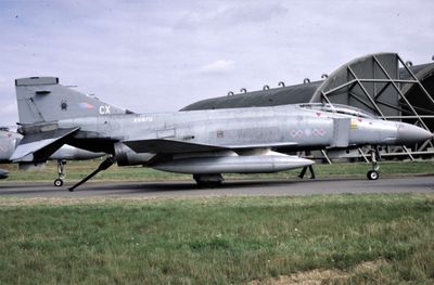 RAF Phantom FGR2 XV470 CX 64 Sqna.jpg