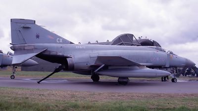 RAF Phantom FGR2 XV470 CX 64 Sqnc.jpg