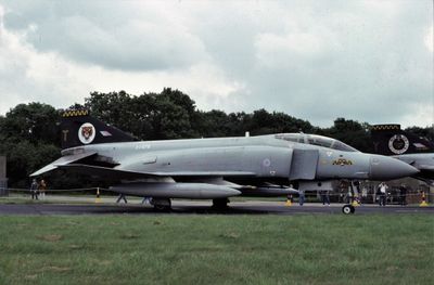 RAF Phantom FGR2 XV474 T 74 Sqn.jpg
