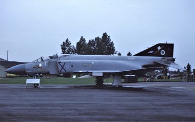 RAF ZE354 F-4J 74 Sqn.jpg