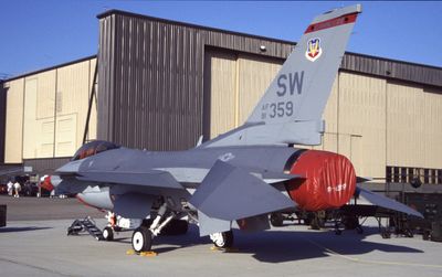 USAF F-16C 91-359 SW 20 FW.jpg
