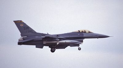 USAF F-16C 91-395 SW 20 FW.jpg
