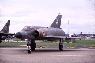 FAF Mirage IIIE 440 2-EN h.jpg