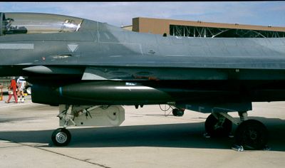 EDW 1983 F16XLA.jpg