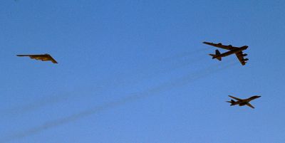 EDW 1997 BOMBER FORMATION A.jpg
