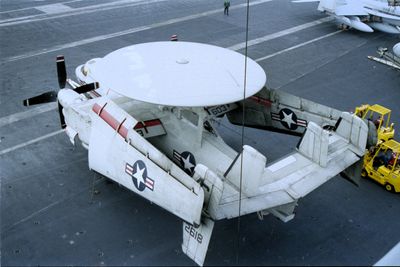 E-2C VAW-126 162618 AC-603.jpg