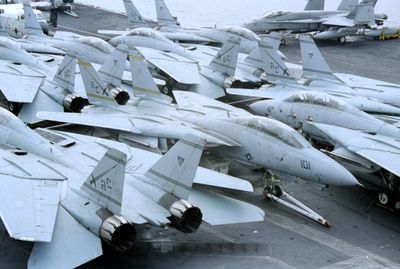 F14B VF-32 161860 AC-101.jpg