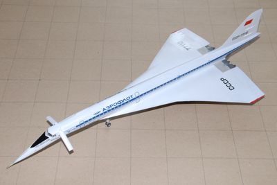 Tupolev Tu-144D (1/144)