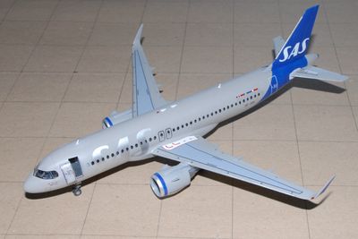 Airbus A320 neo (1/144)