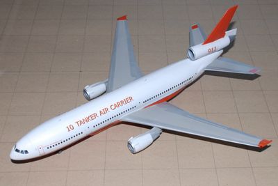 Douglas DC-10 (1/144)