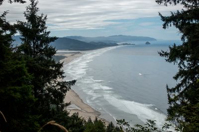 View from the Cape Lookout summit