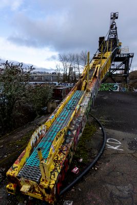Conveyor to nowhere