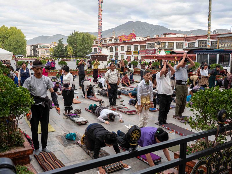 Lhasa - Jokhang monastery.