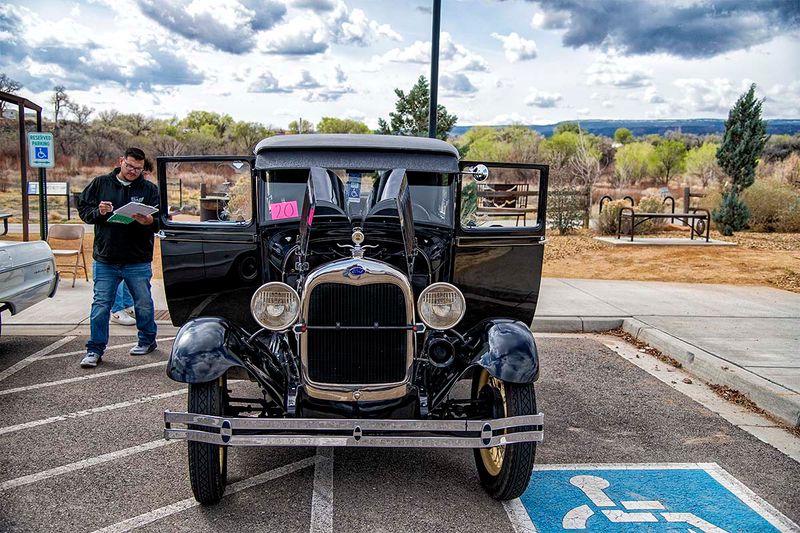 Cesar Chavez benefit car show 2.jpg
