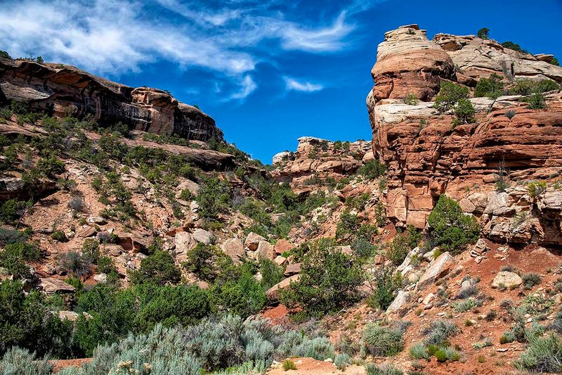 Devil's Kitchen trailhead.jpg