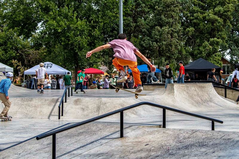 Skate 8.jpg