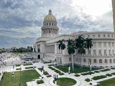 Havana Capitol modeled after the US Capitol