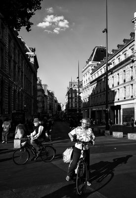 bright days in Paris