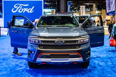 2023 Ford Expedition XL Max Platinum