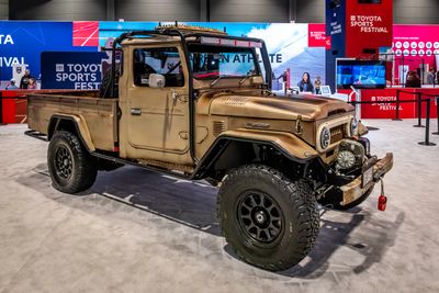 1977 Toyota FJ49 Land Cruiser Pickup Truck