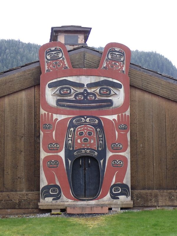 Chief Shakes house