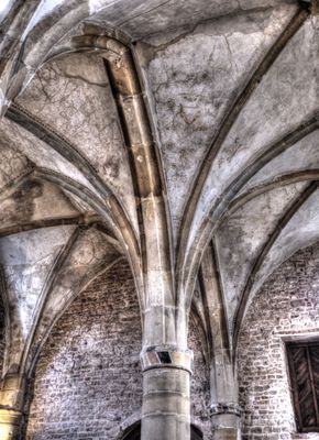 Vaulted ceiling Eglise St Laurent Diekirch HDR