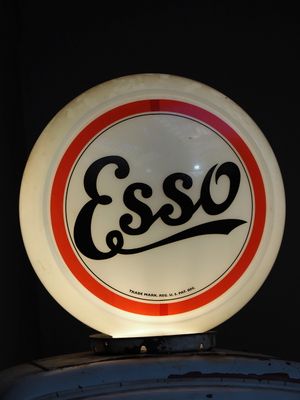 Esso fuel pump logo